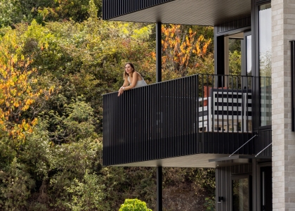 1800x1000 Three Kings Alex Balcony min