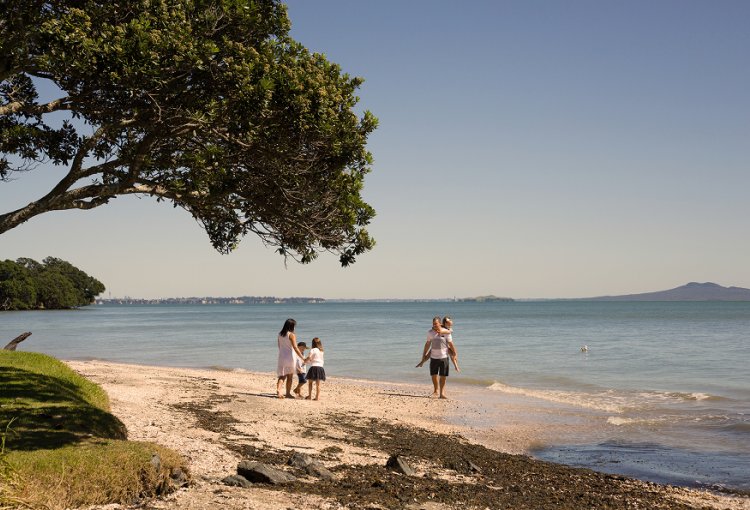 1 Beachlands Header 944x595