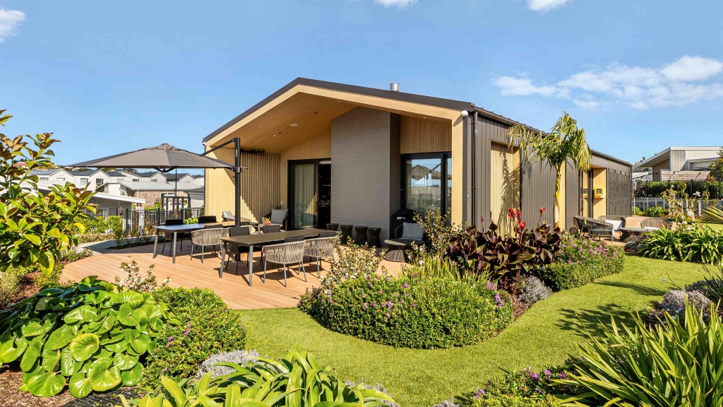 51B 14 Tiromoana Drive 23