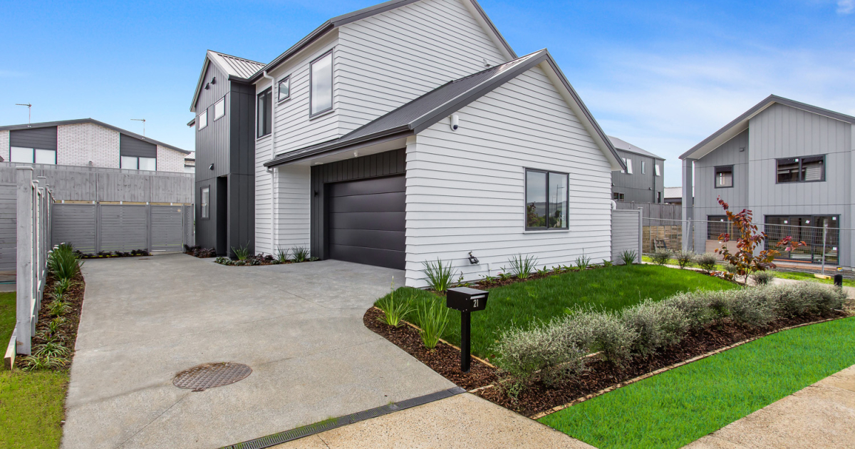 21 Parkmore Drive , Park Green, Auckland » Fletcher Living